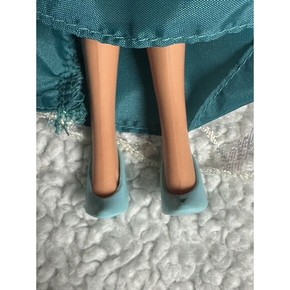 1994 Barbie EMERALD ELEGANCE Doll Special Edition 12323 - Picture 6 of 6